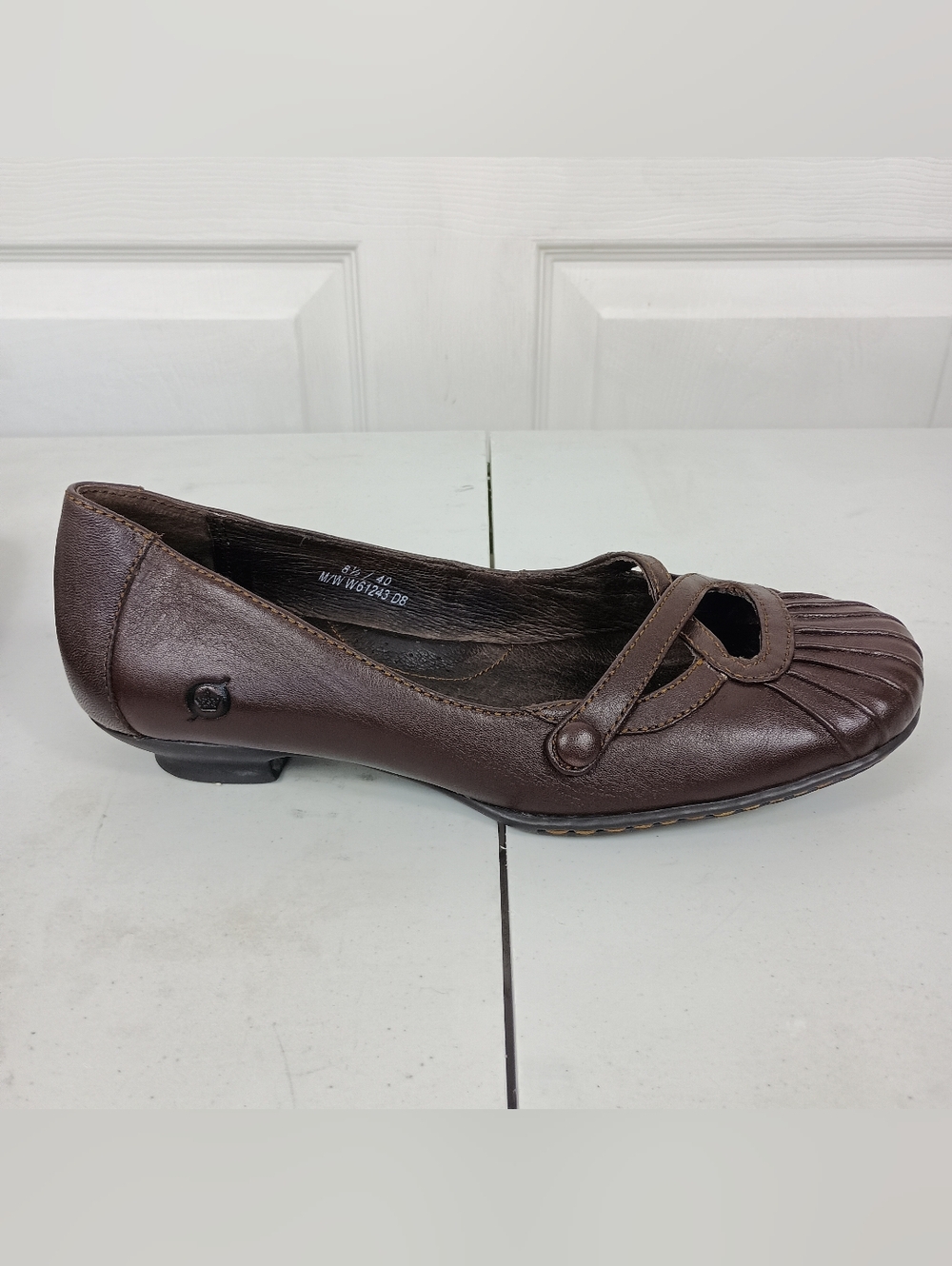 Born Kitten Heels 8.5 Womens Brown Leather Pleated Toe Slip On Comfort Shoes VTG - Picture 3 of 15